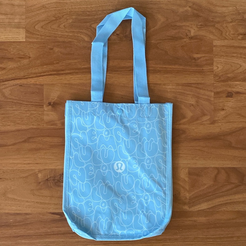 ❤️ Lululemon Limited Edition Small Blue Brand New Tote Bag